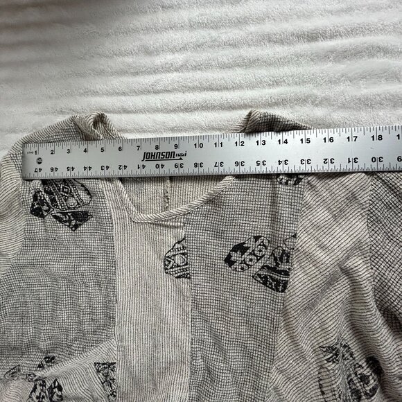 Staley Gretzinger Women Abstract Long Sleeve V-Neck Top XL Lagenlook White Black - Picture 6 of 8